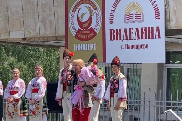 песен-2024-57D29D5DE-A564-648C-7D78-FF088A97DD06.jpg