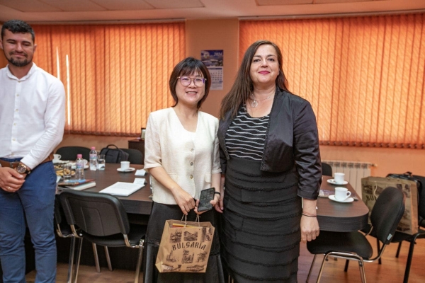 ninbo2781138422-07B8-D47E-F68D-E87116B4B017.jpg